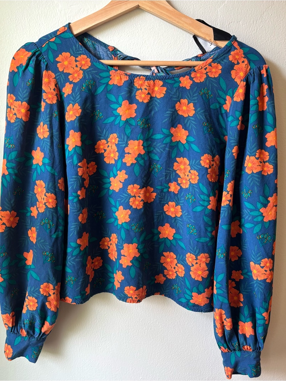 Floral Long Sleeve crop top